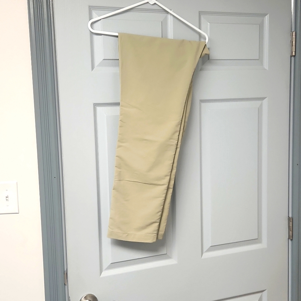 Under Armour pants